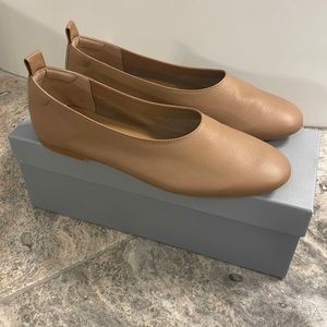 NIB Everlane: The Italian Leather Day Glove. Color: caramel. Size 7.5M